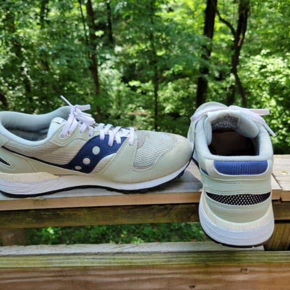 COPY - Mint Green Saucony Azura Mint Green sz W 11 - Picture 5 of 9